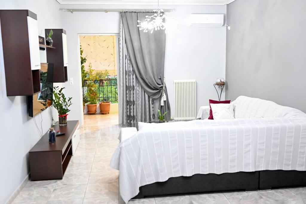 Lili'S Apartment Elefsina Bagian luar foto